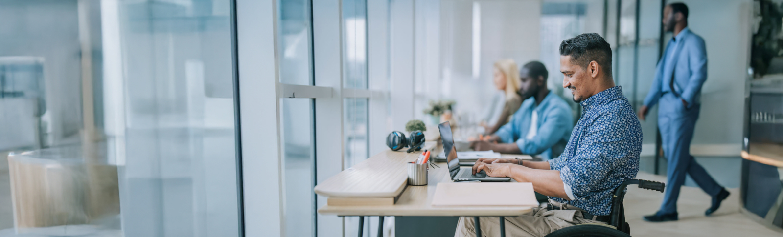 DEI_BannerHeroBlueFloatee_v2